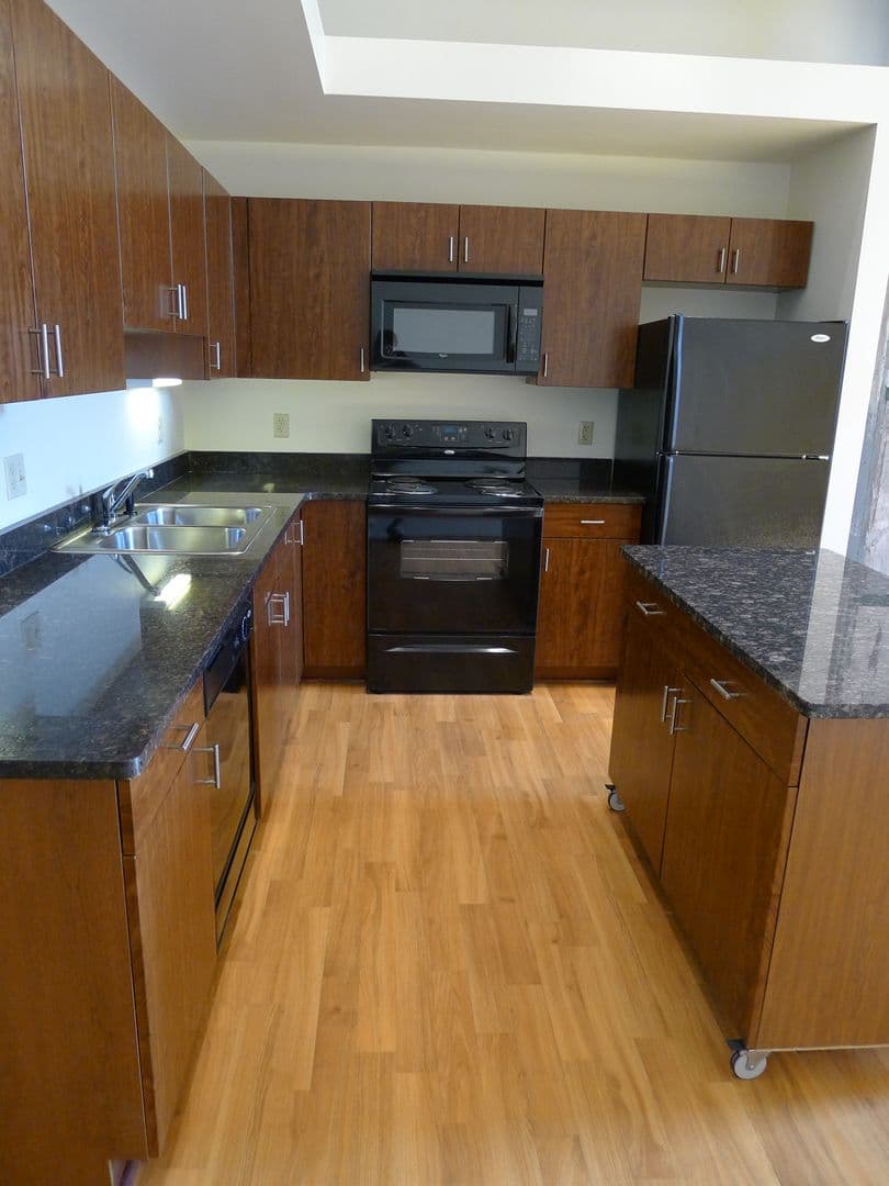 Detroit Apartment: 6200 Second Ave