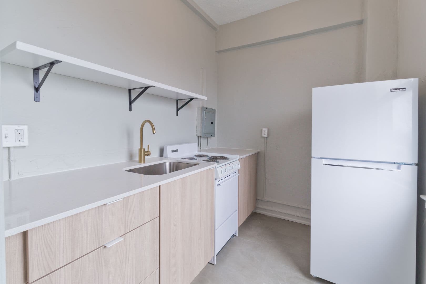 Detroit Apartment: 5440 Cass Ave