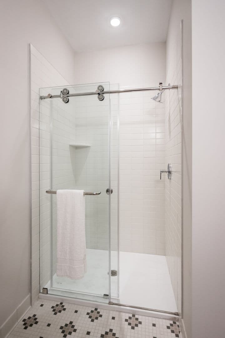 Detroit Apartment: 8001 Kercheval Ave