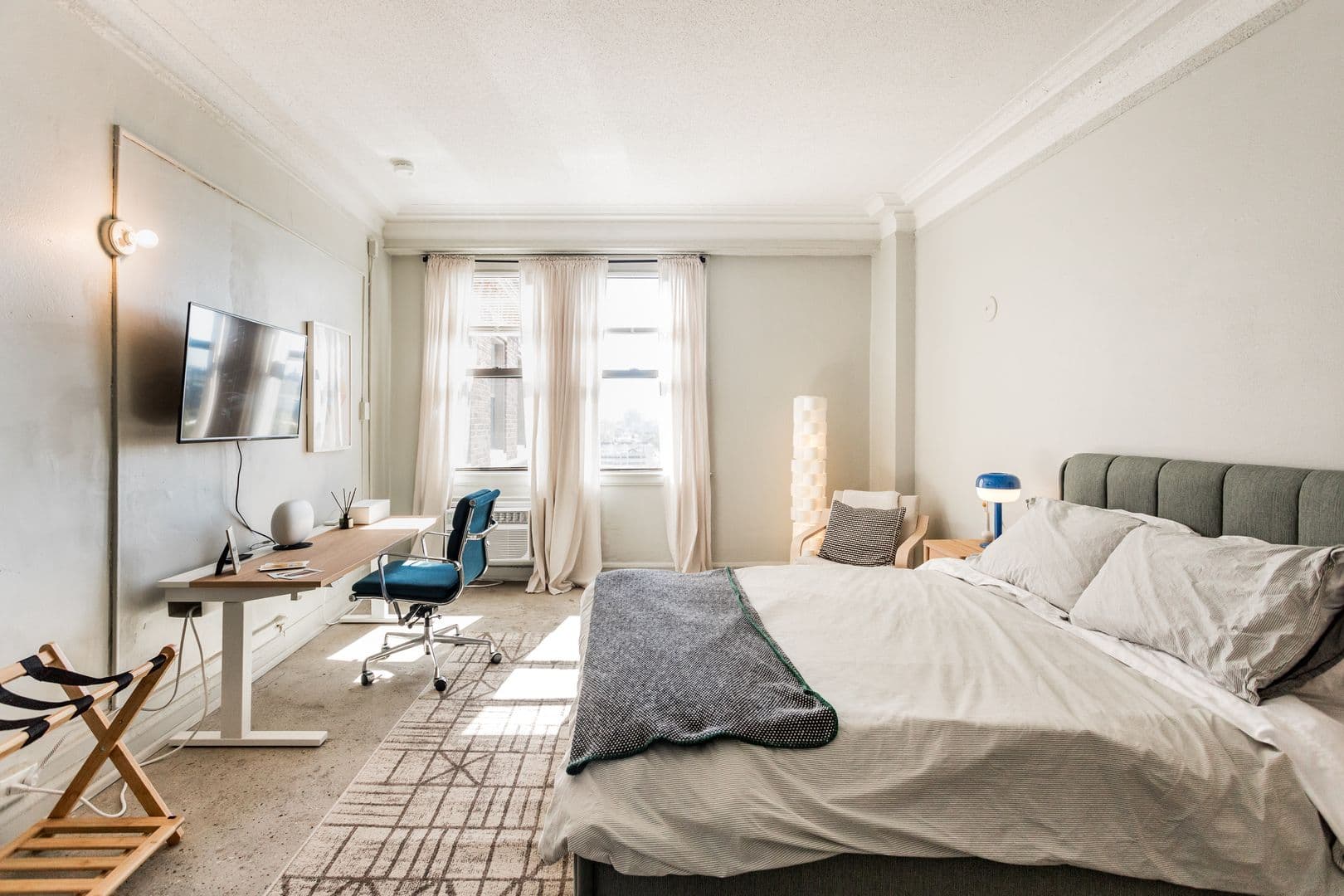 Detroit Apartment: 5440 Cass Ave