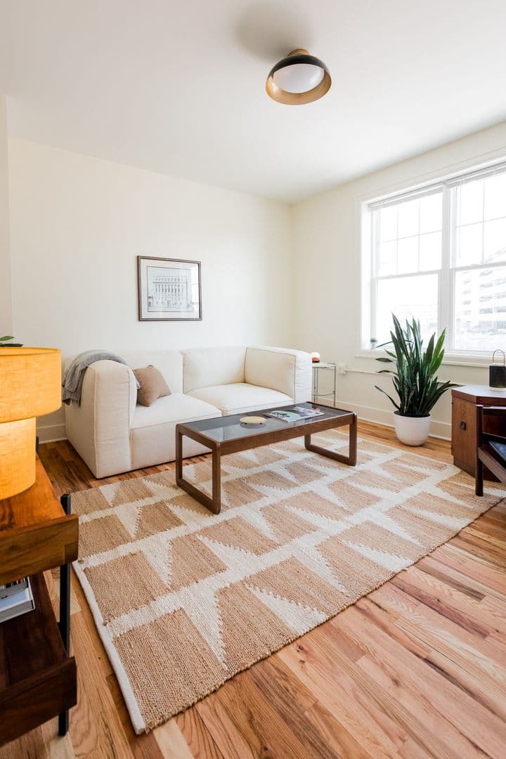 Detroit Apartment: 6465 Sterling St
