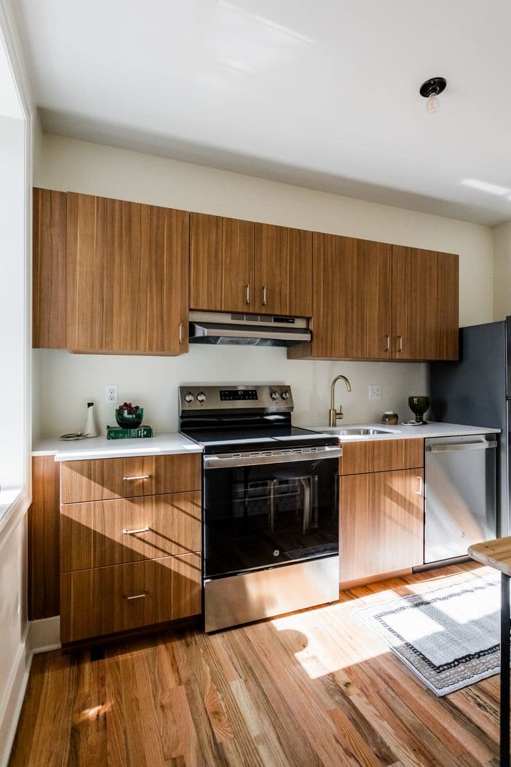 Detroit Apartment: 6465 Sterling St