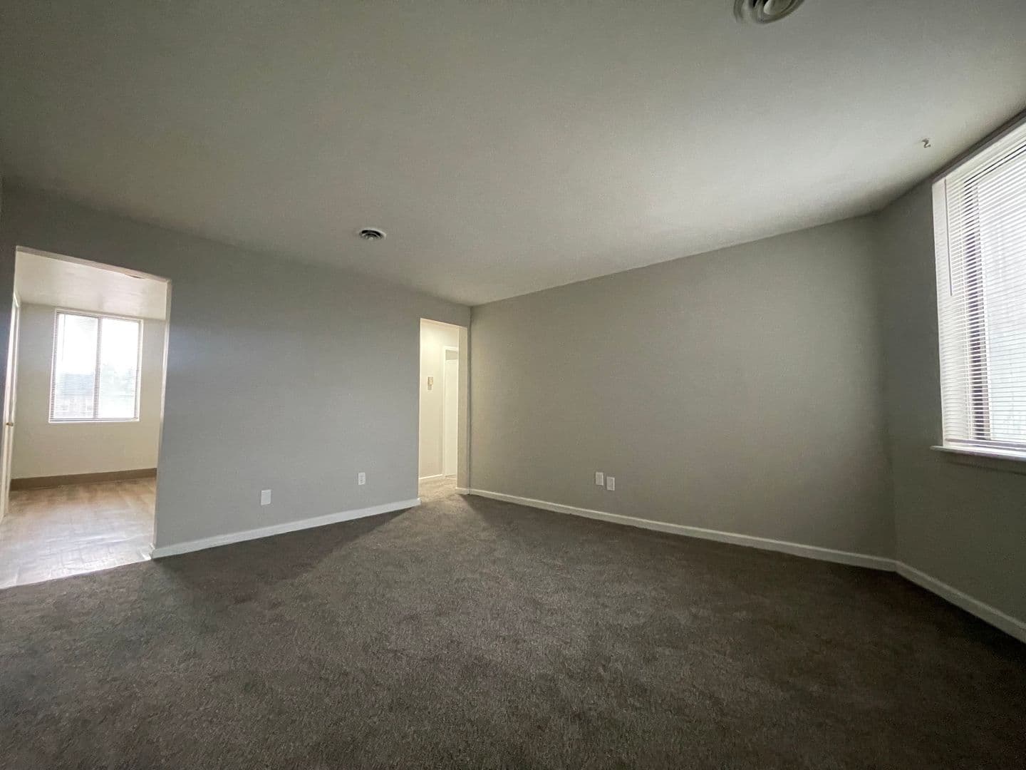 Detroit Apartment: 1400 Seward Street