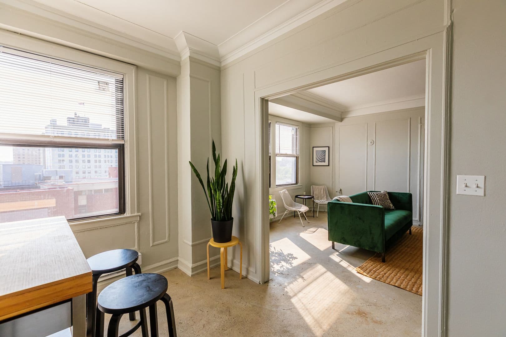 Detroit Apartment: 5440 Cass Ave