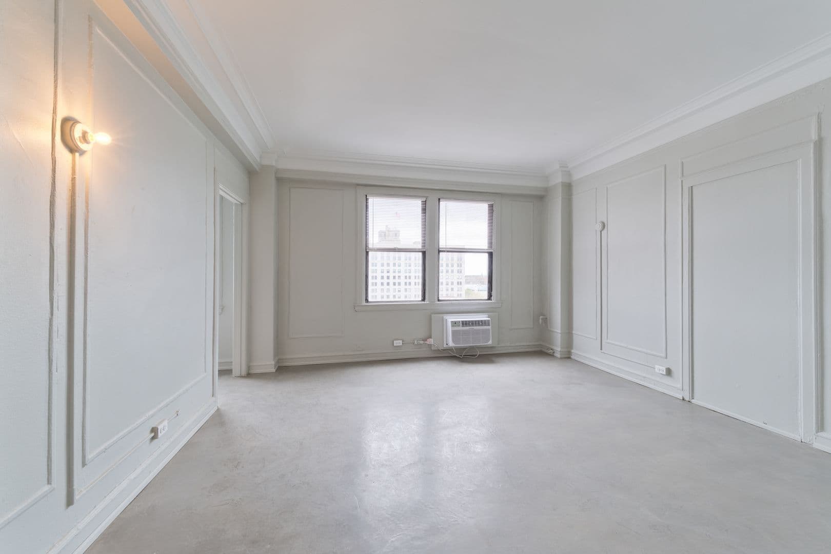 Detroit Apartment: 5440 Cass Ave