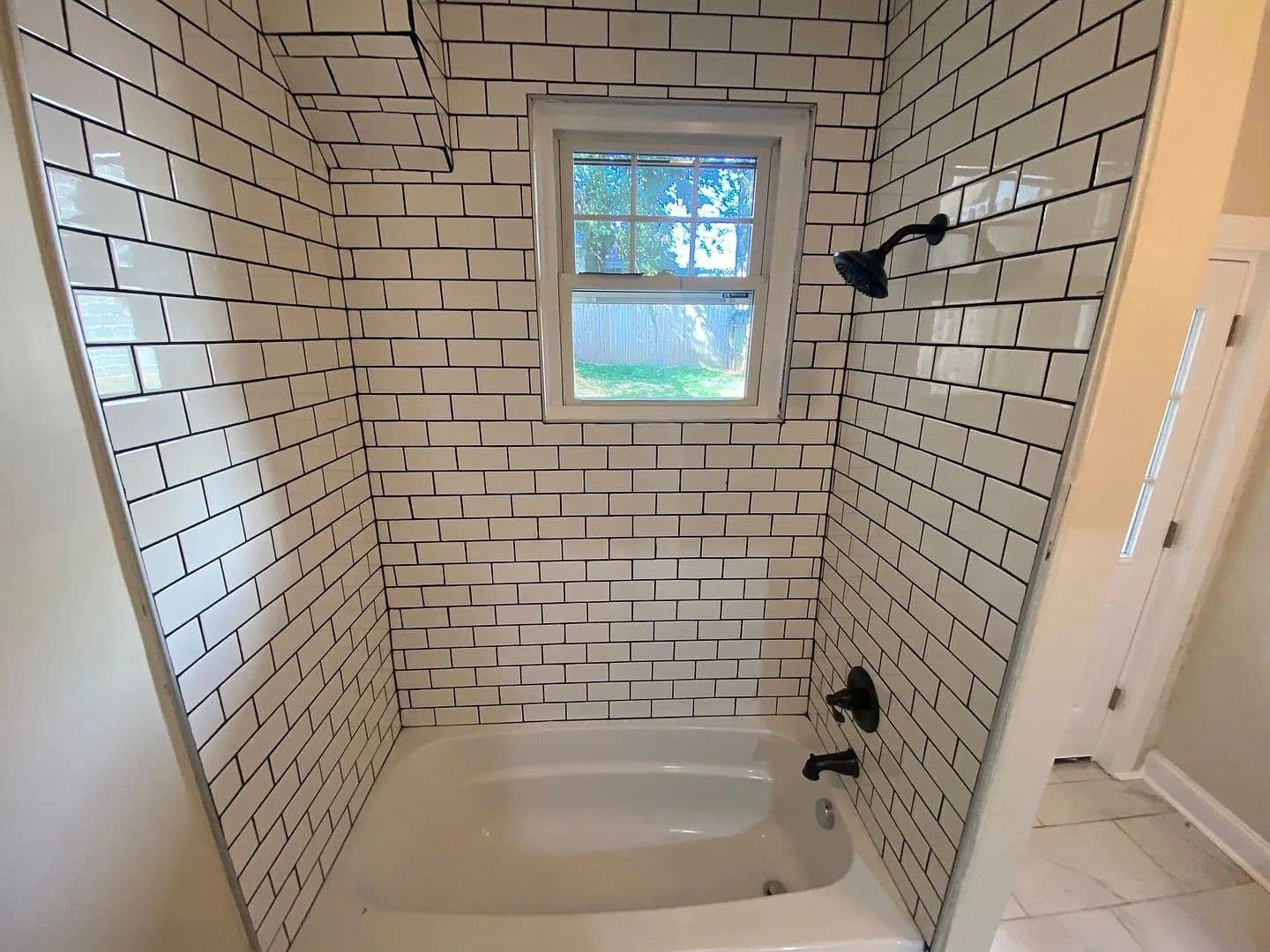 Lancaster House: 445 Manor St