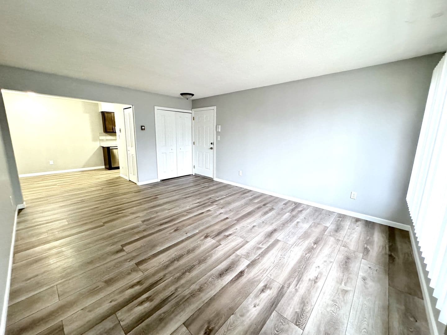 Walled Lake Apartment: 1250 E West Maple Rd