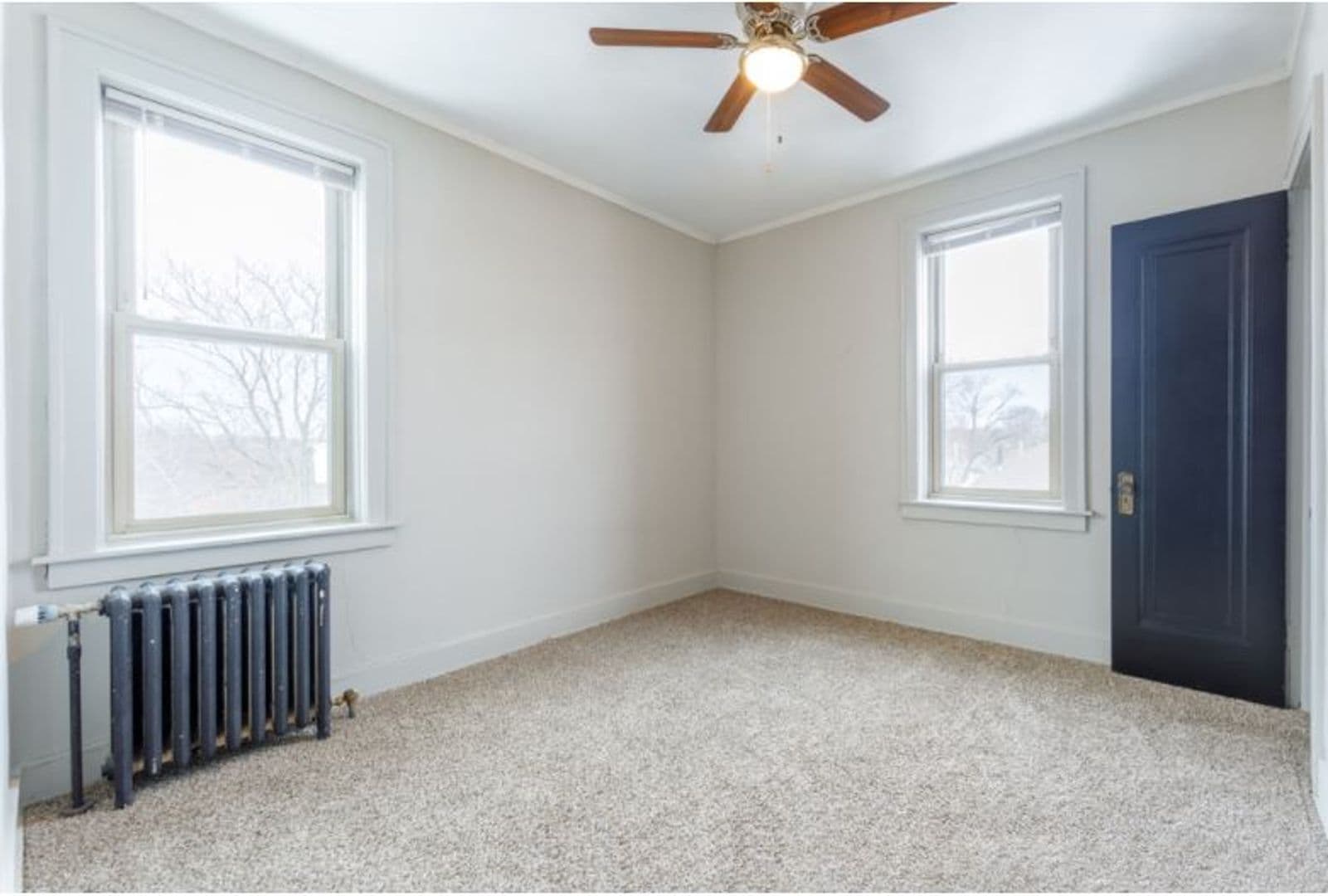 Dearborn Apartment: 851 Oakwood Blvd