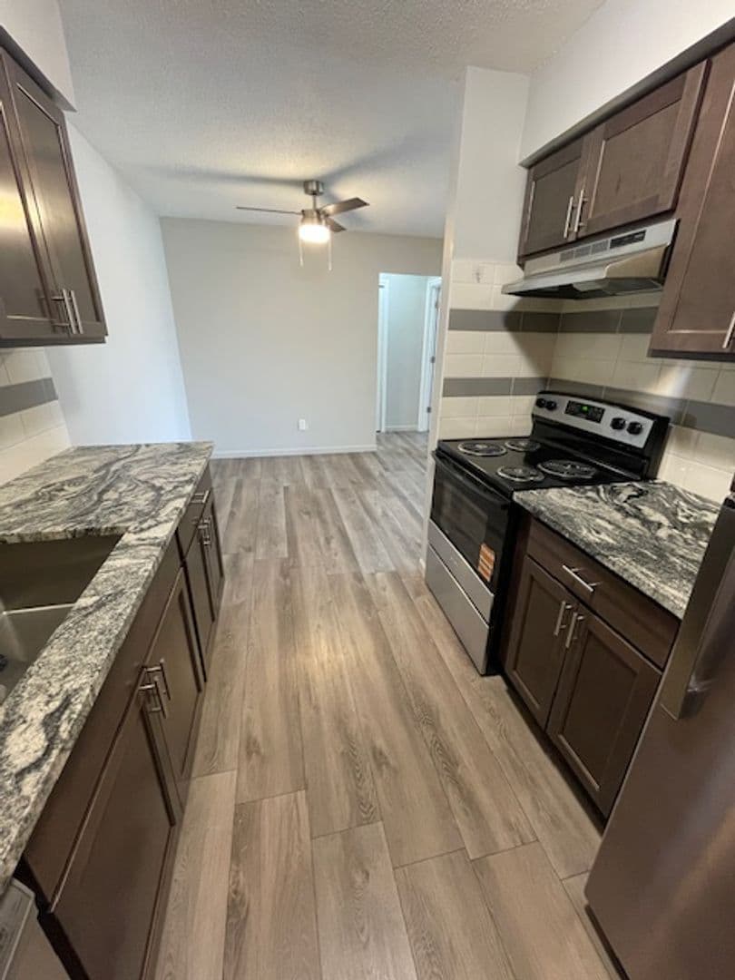 Walled Lake Apartment: 1250 E West Maple Rd