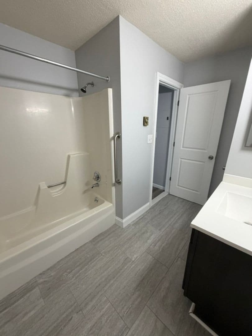 Walled Lake Apartment: 1250 E West Maple Rd