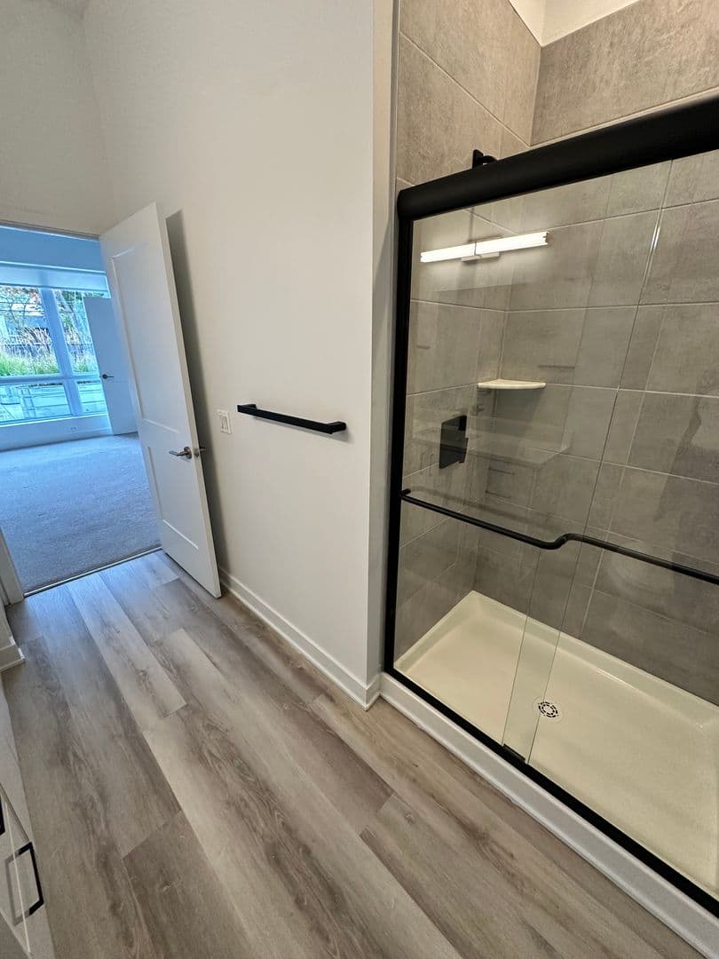 Royal Oak Apartment: 1148 S Washington Ave.