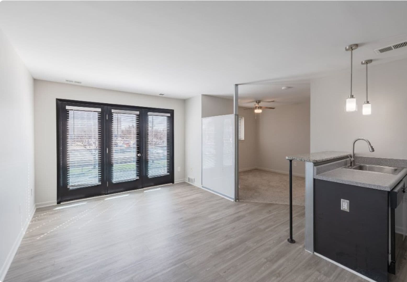 Royal Oak Apartment: 620 S. Center Street