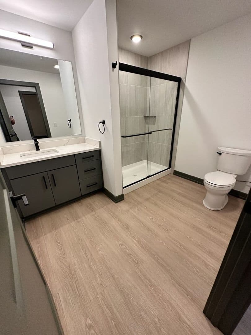 Berkley Apartment: 2219 Coolidge Hwy