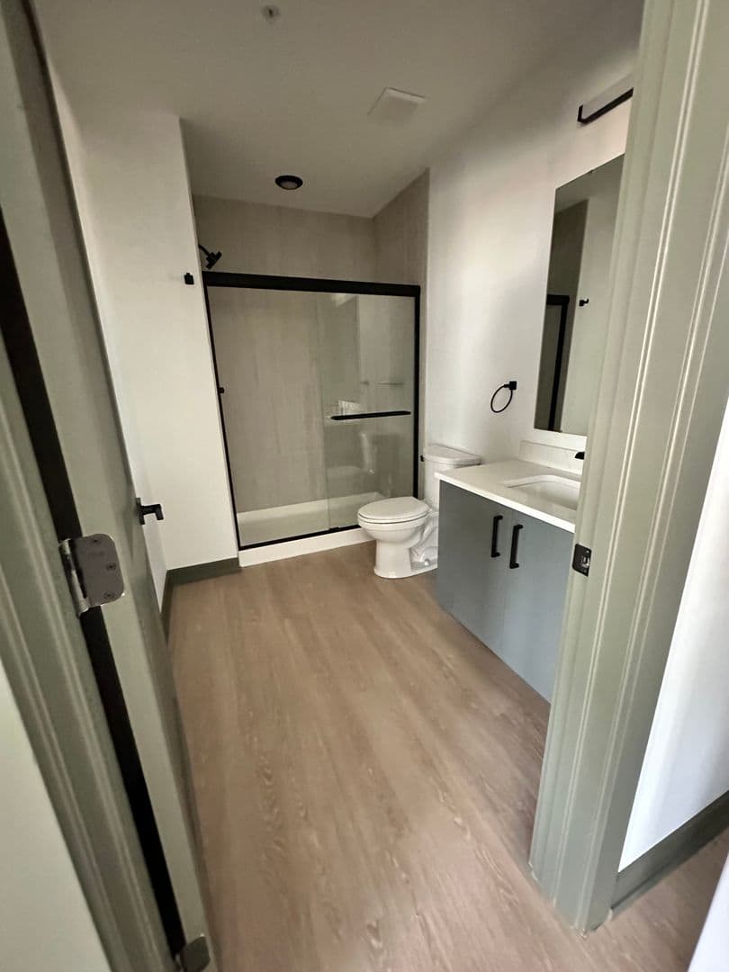 Berkley Apartment: 2219 Coolidge Hwy