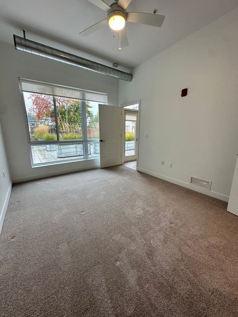 Royal Oak Apartment: 1148 S Washington Ave.