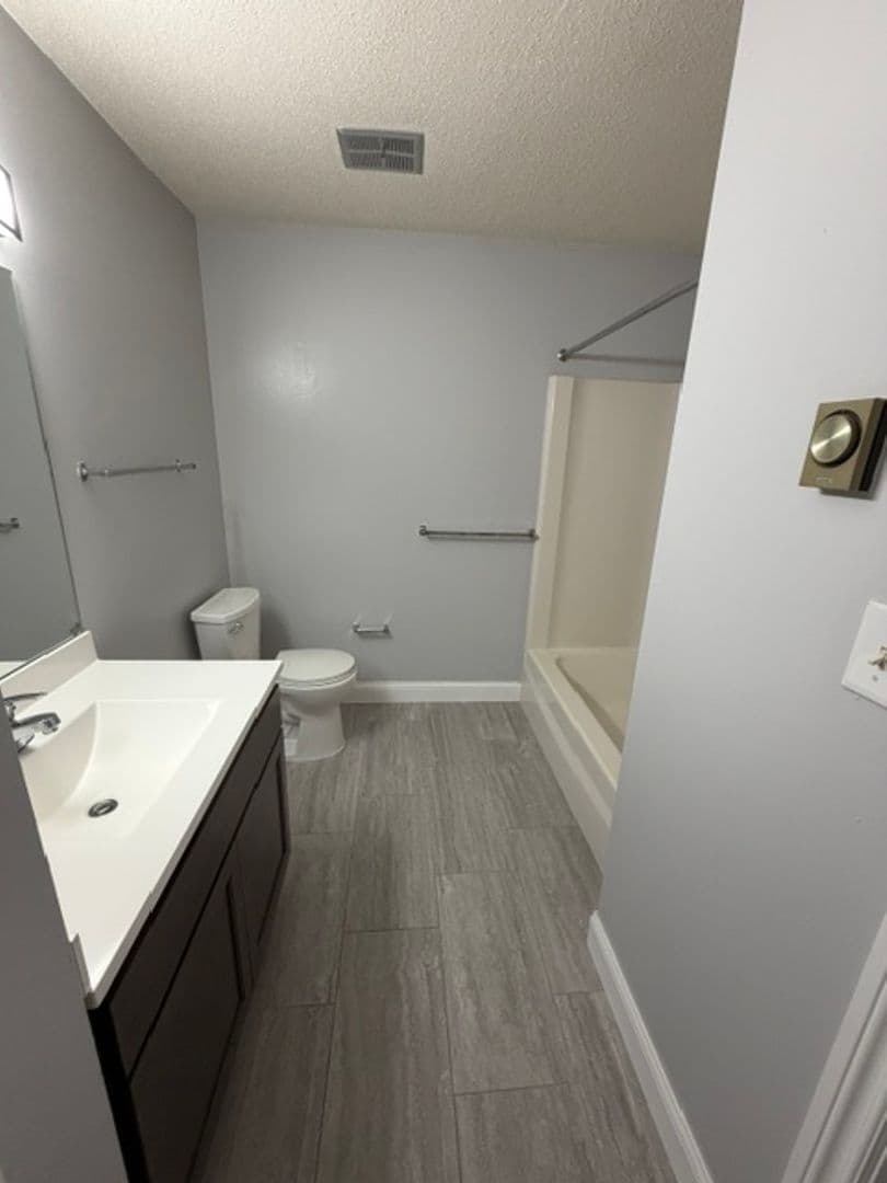 Walled Lake Apartment: 1250 E West Maple Rd