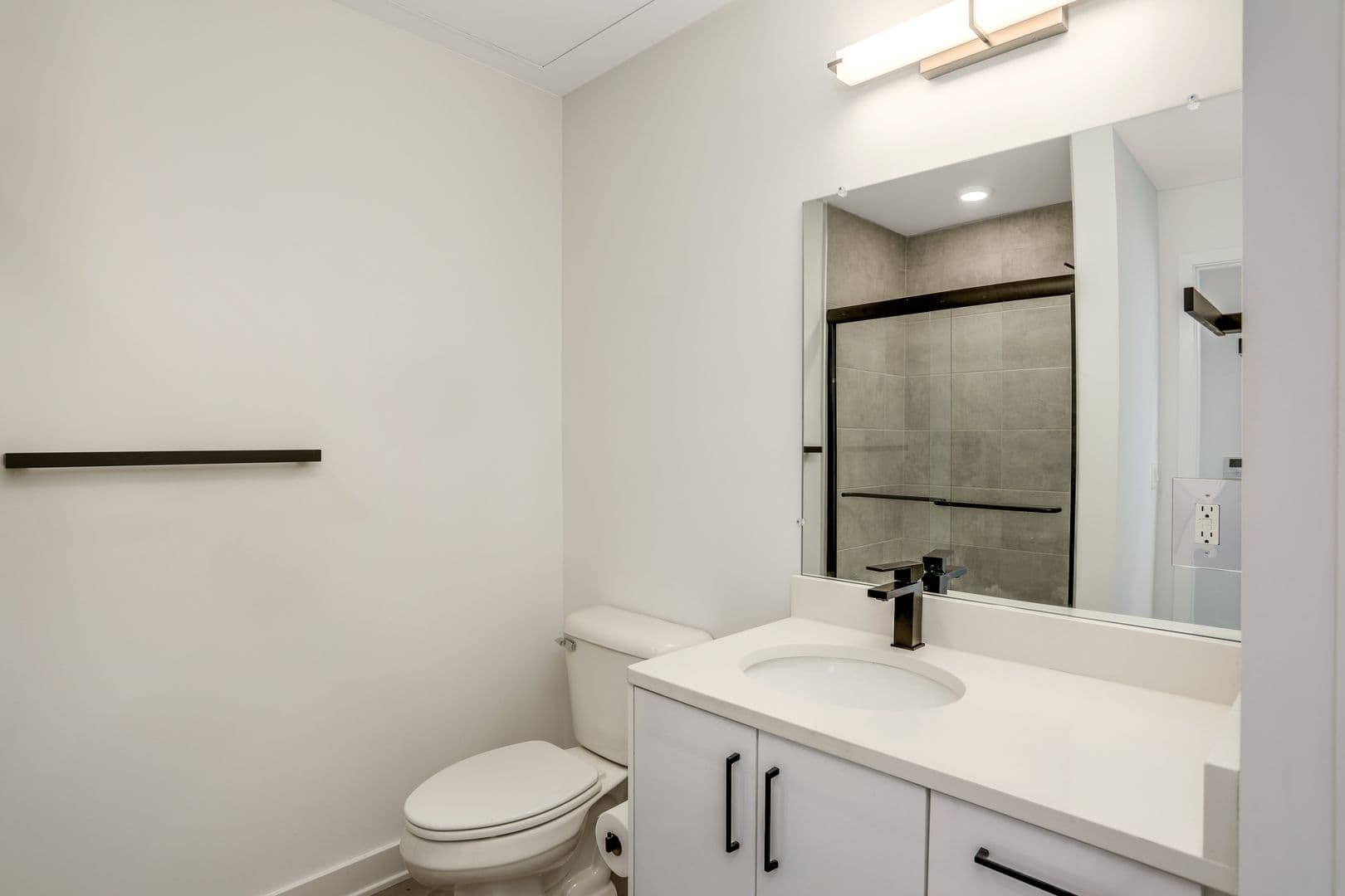Royal Oak Apartment: 1148 S Washington Ave.