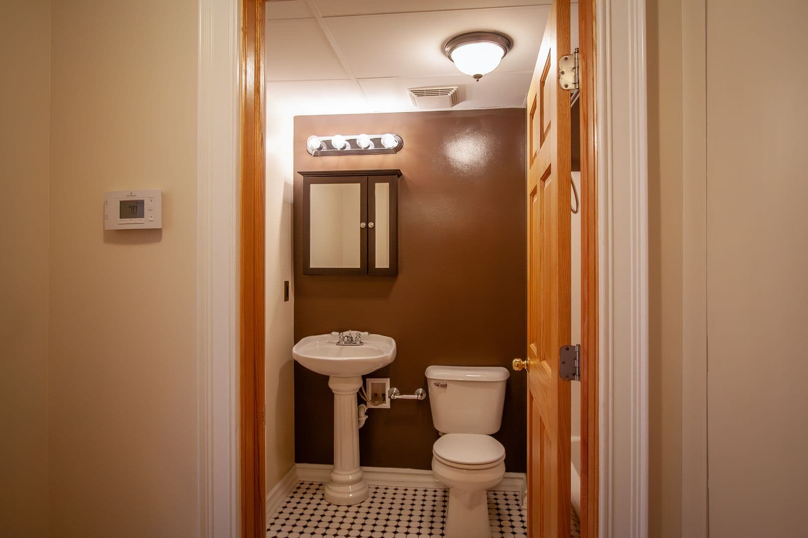 Detroit Apartment: 81 Peterboro St.