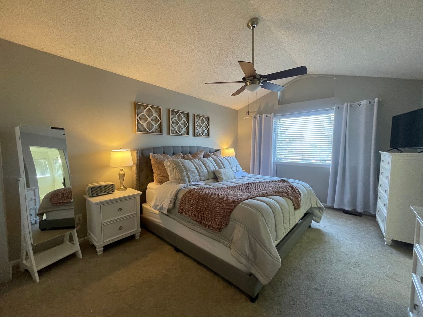 Highlands Ranch House: 10181 Woodrose Court