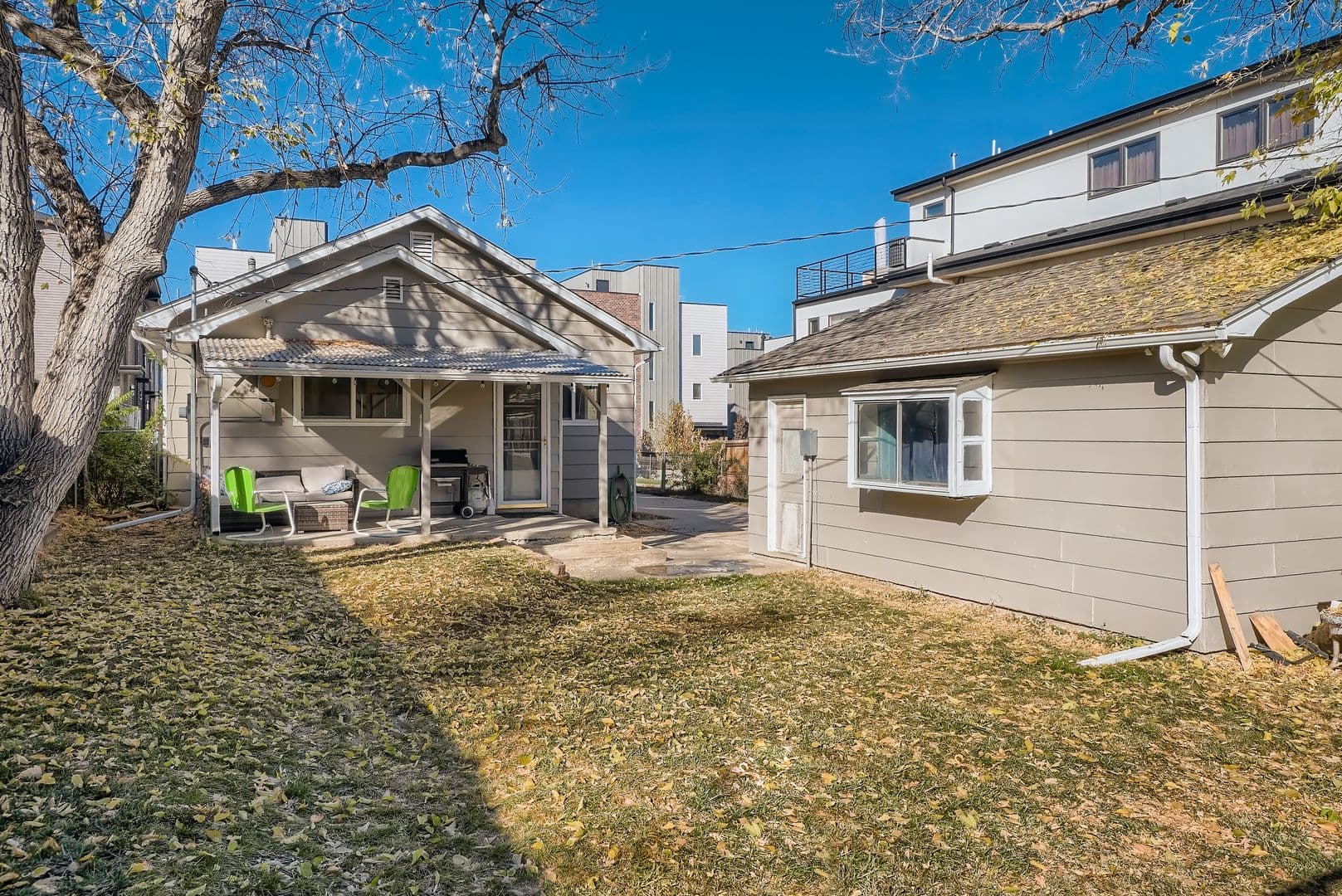 Englewood House: 3550 S Emerson Street