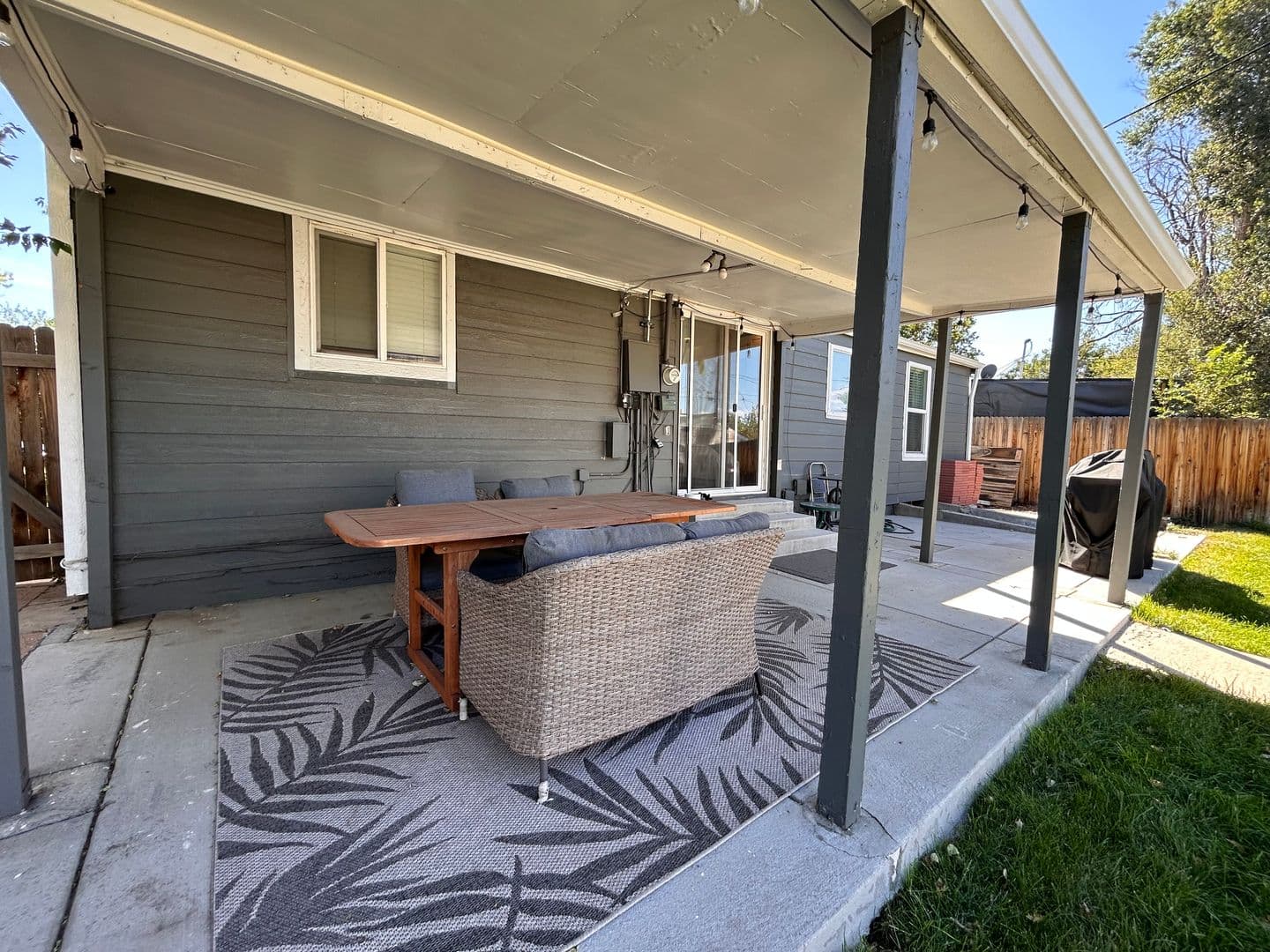 Denver House: 1571 W. Cedar Avenue