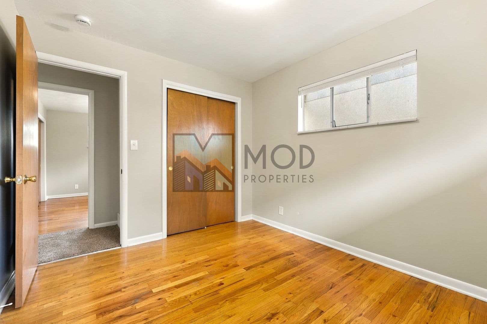 Denver House: 3326 S Ash St