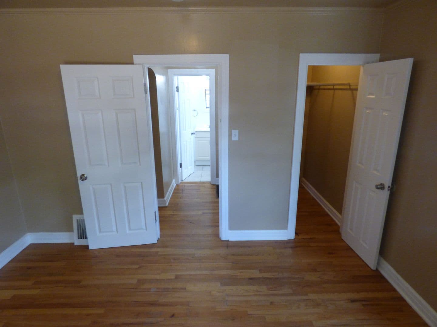 Denver House: 4915 N Fillmore Street