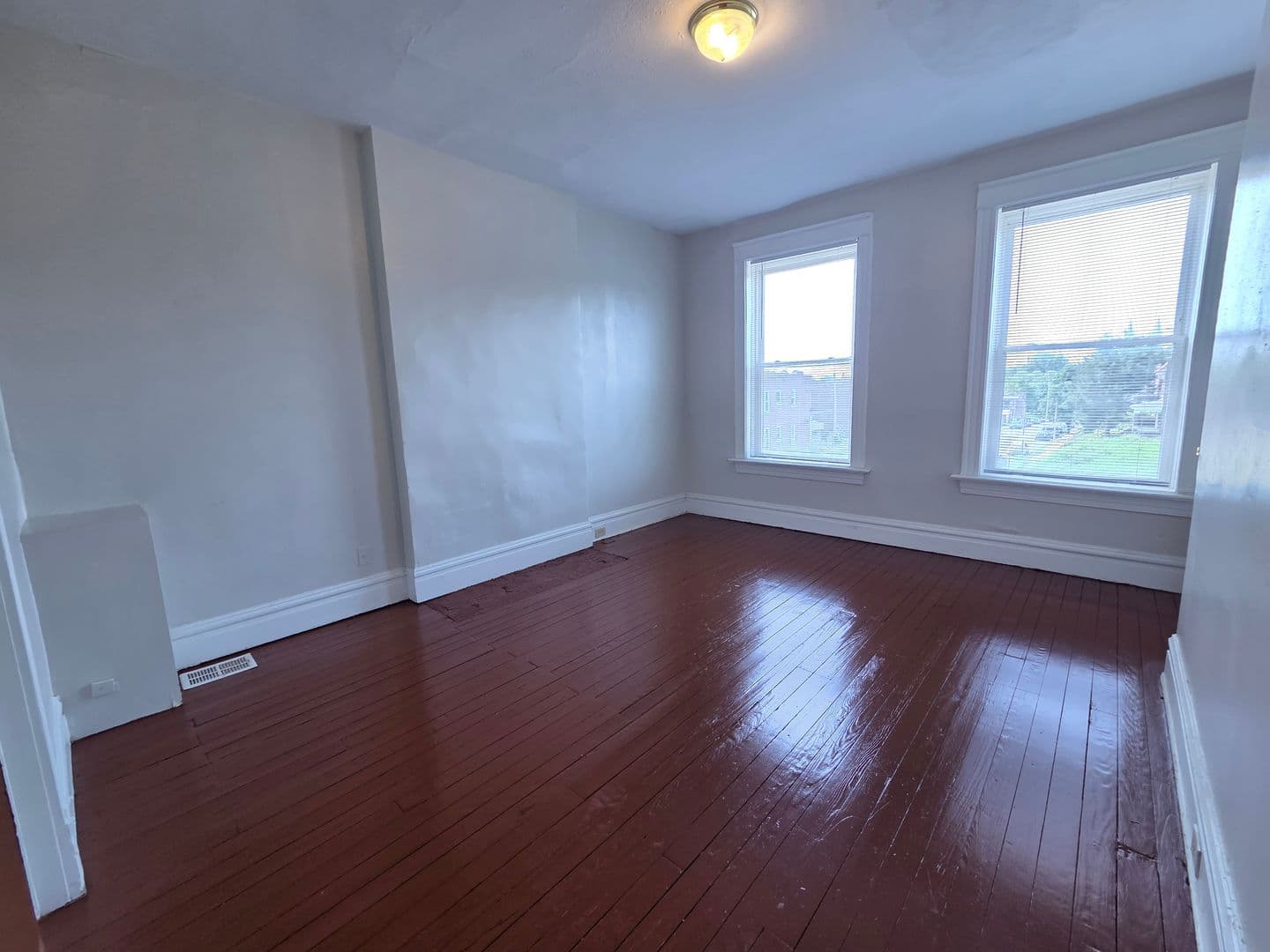 Saint Louis Apartment: 3131 Keokuk St.