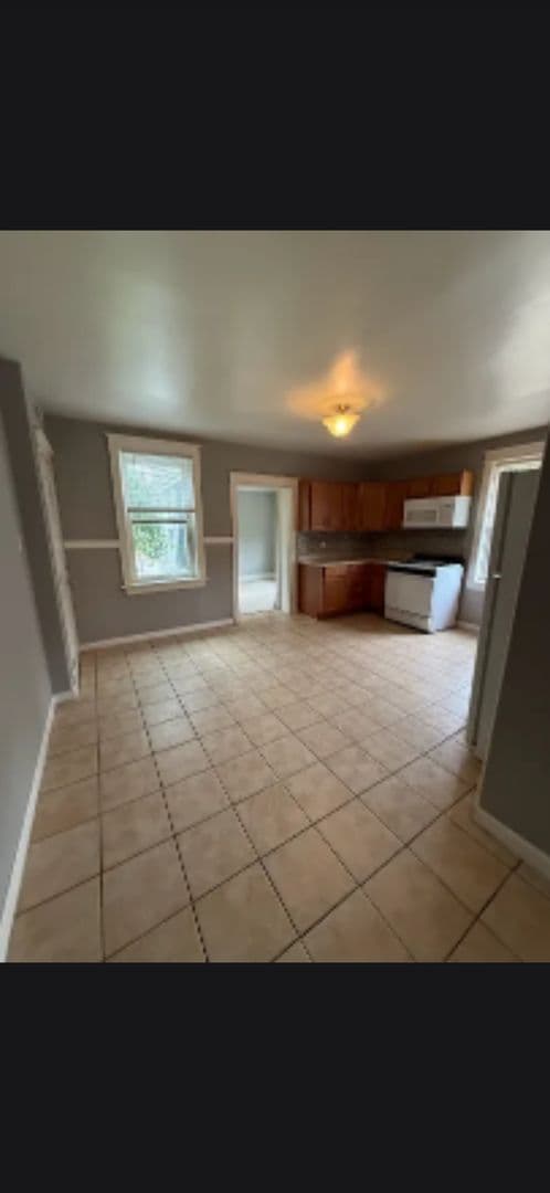 St.Louis Apartment: 5530 Louisiana Ave.