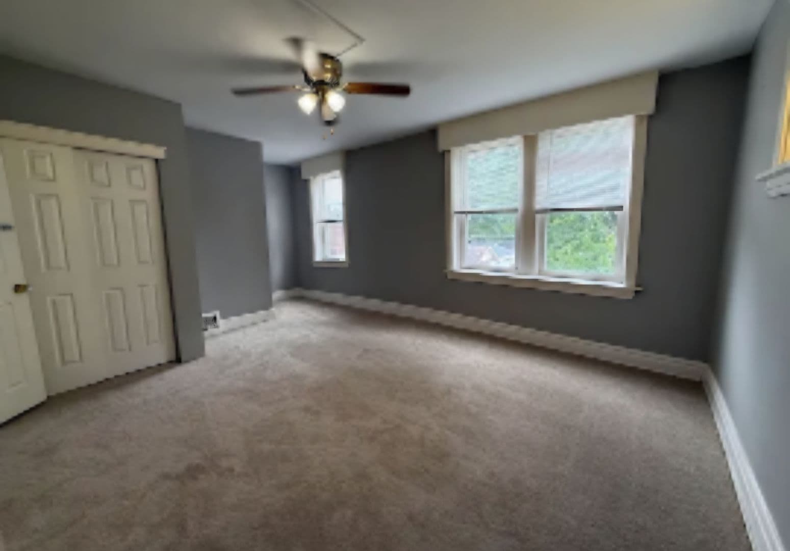 St.Louis Apartment: 5530 Louisiana Ave.