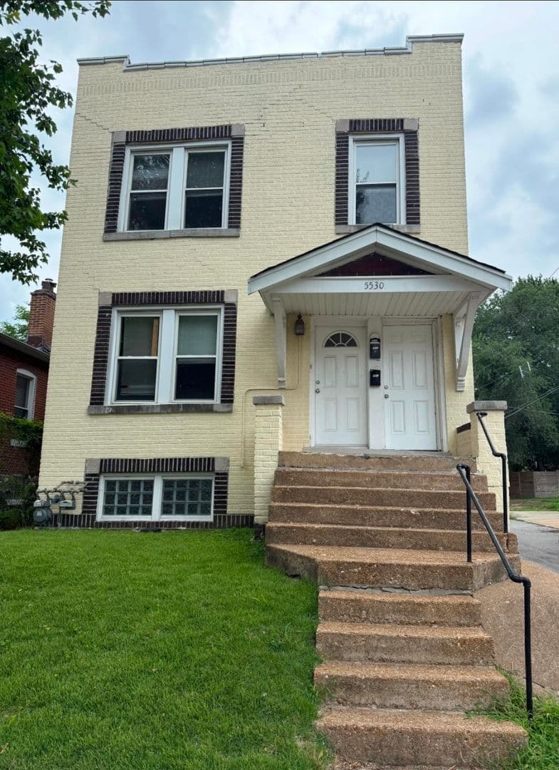 St.Louis Apartment: 5530 Louisiana Ave.