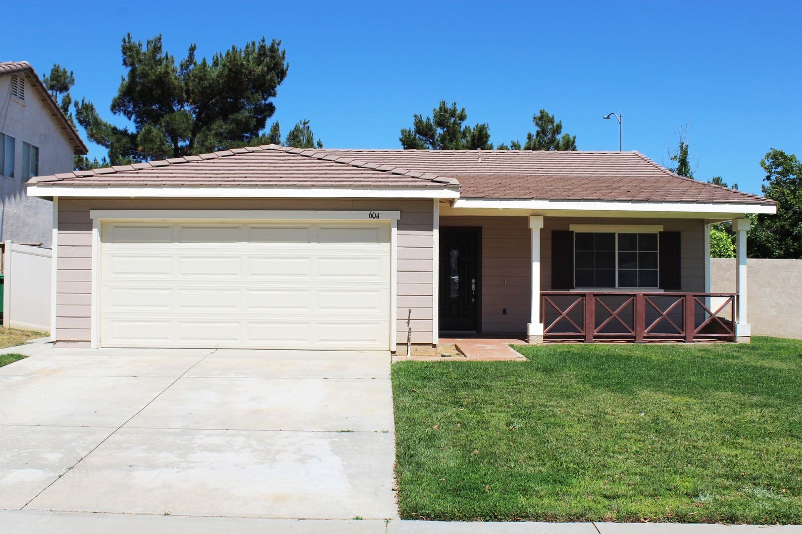 Banning House: 604 Marlboro Way