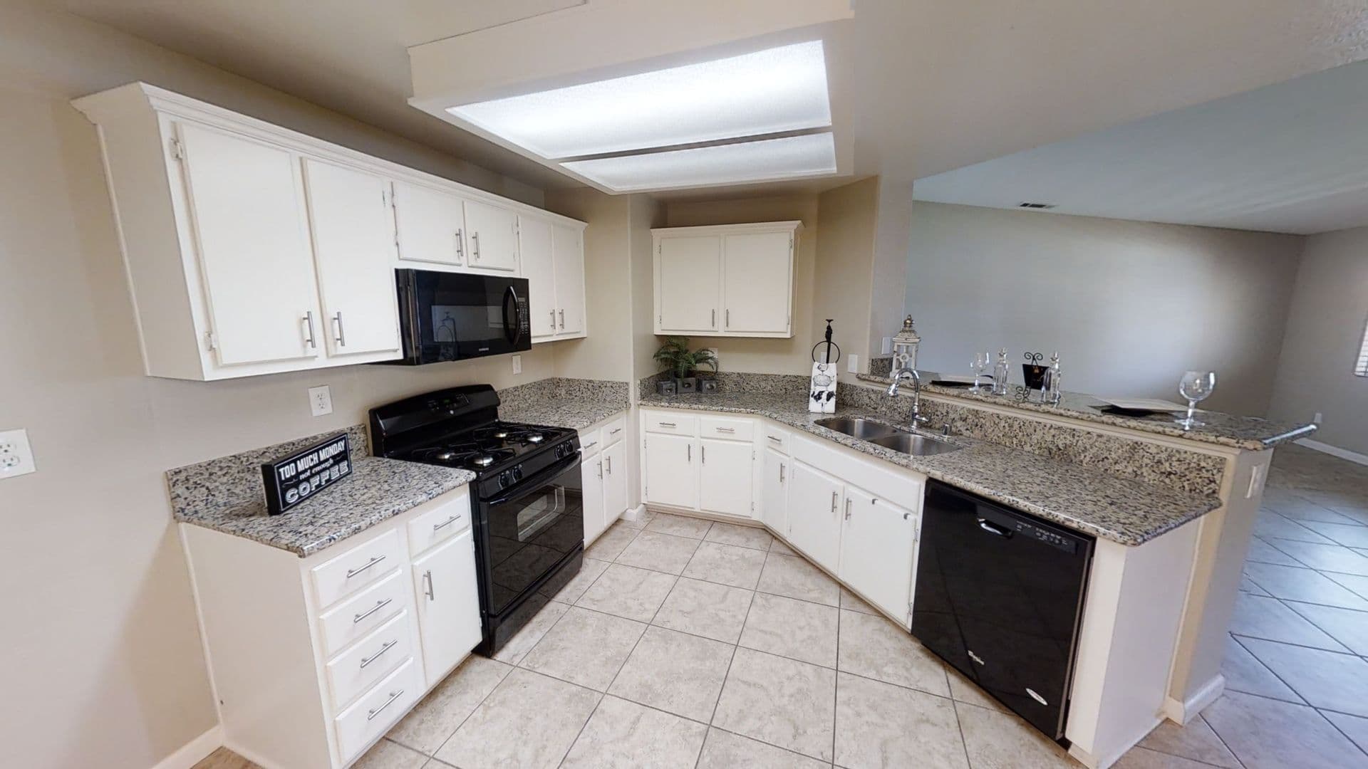 Banning House: 604 Marlboro Way