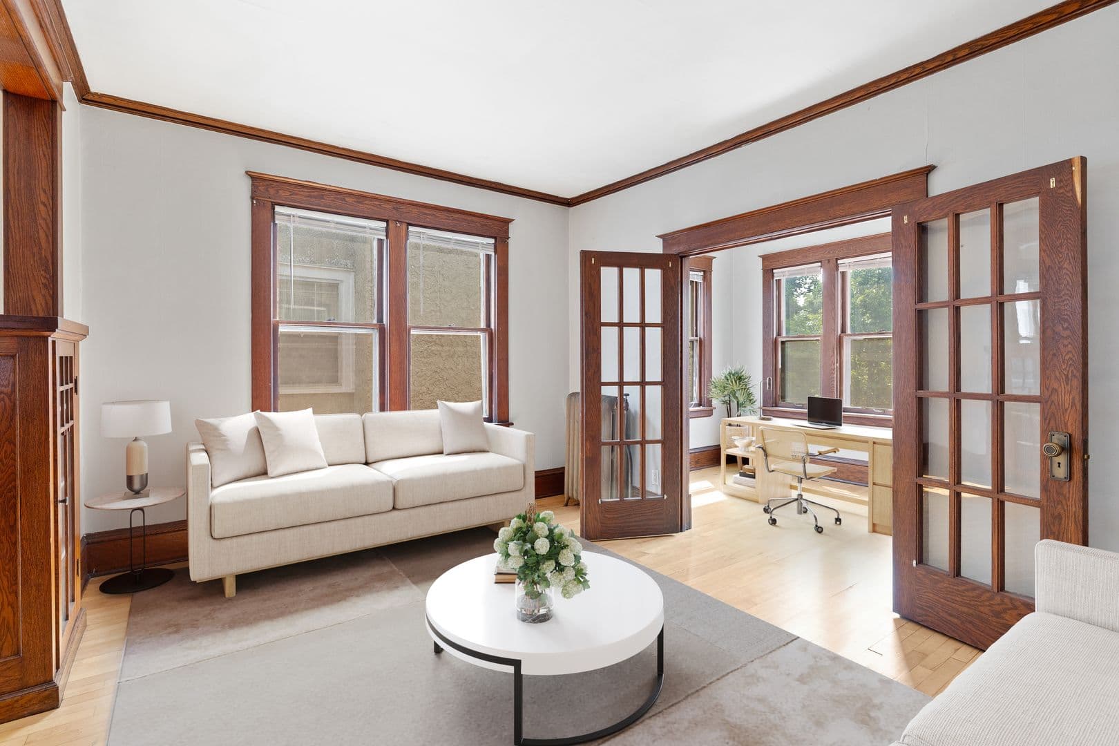 St. Paul Apartment: 1849 Portland Ave S