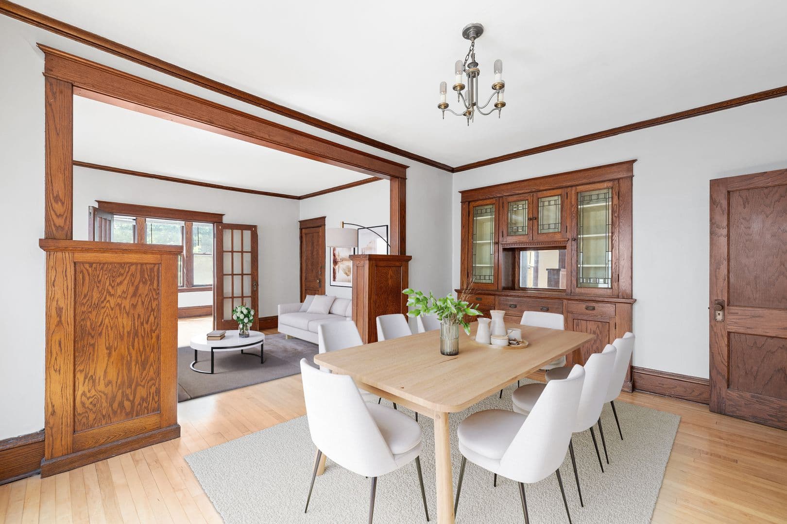 St. Paul Apartment: 1849 Portland Ave S