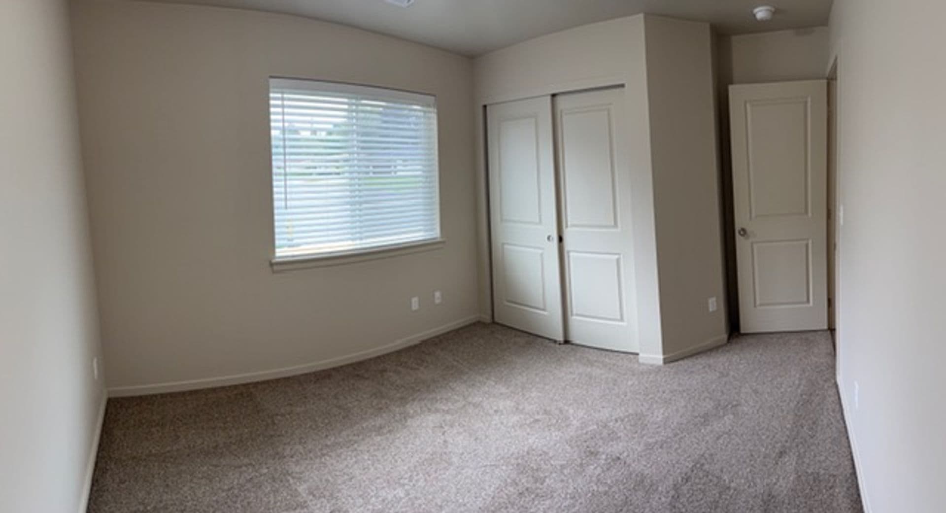 Spokane Valley Apartment: 828-830  S. Union