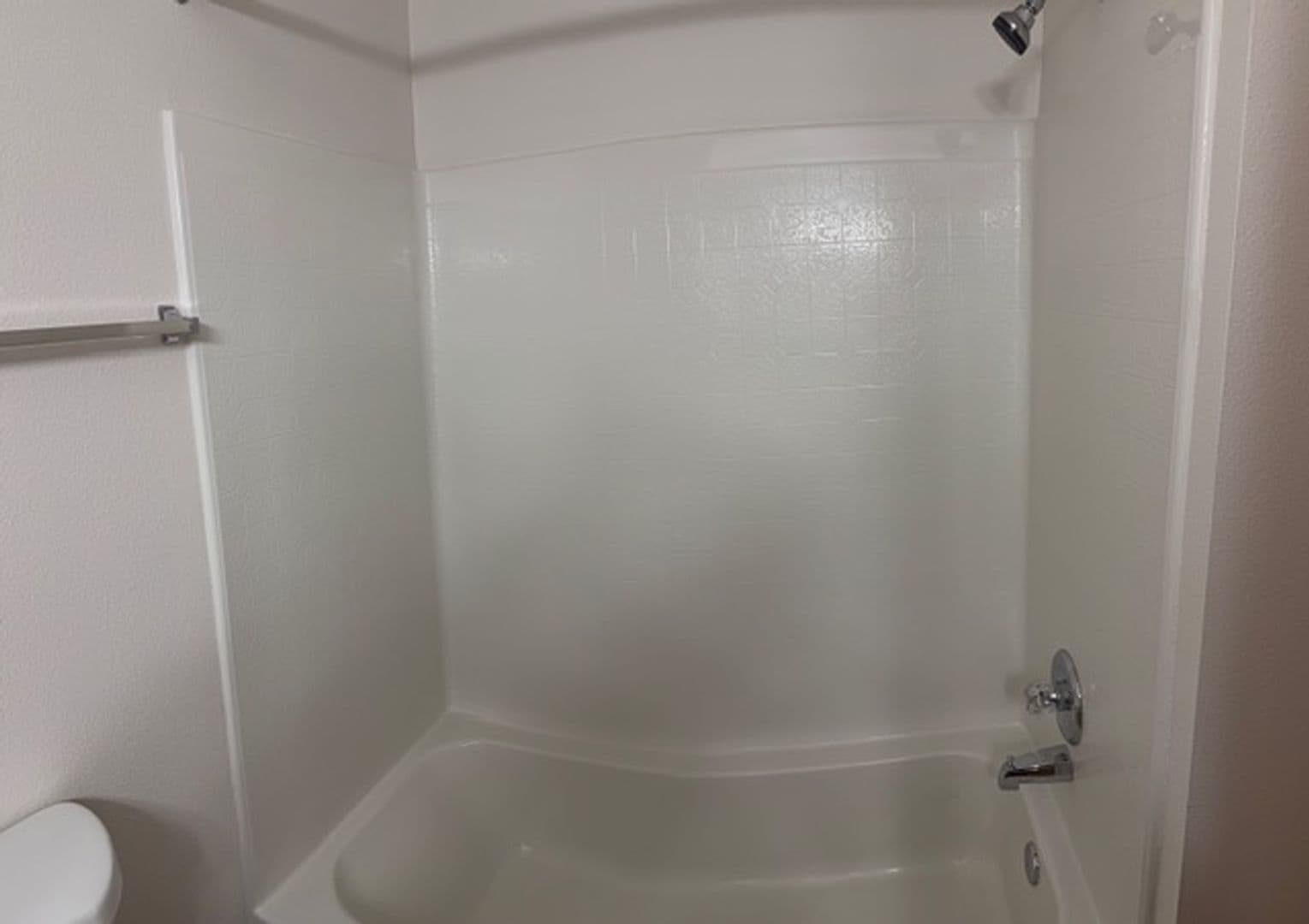 Spokane Valley Apartment: Fox Court Apartments