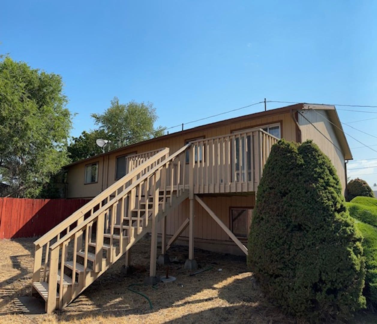 Spokane Valley Apartment: 823-25 N. Burns Rd.