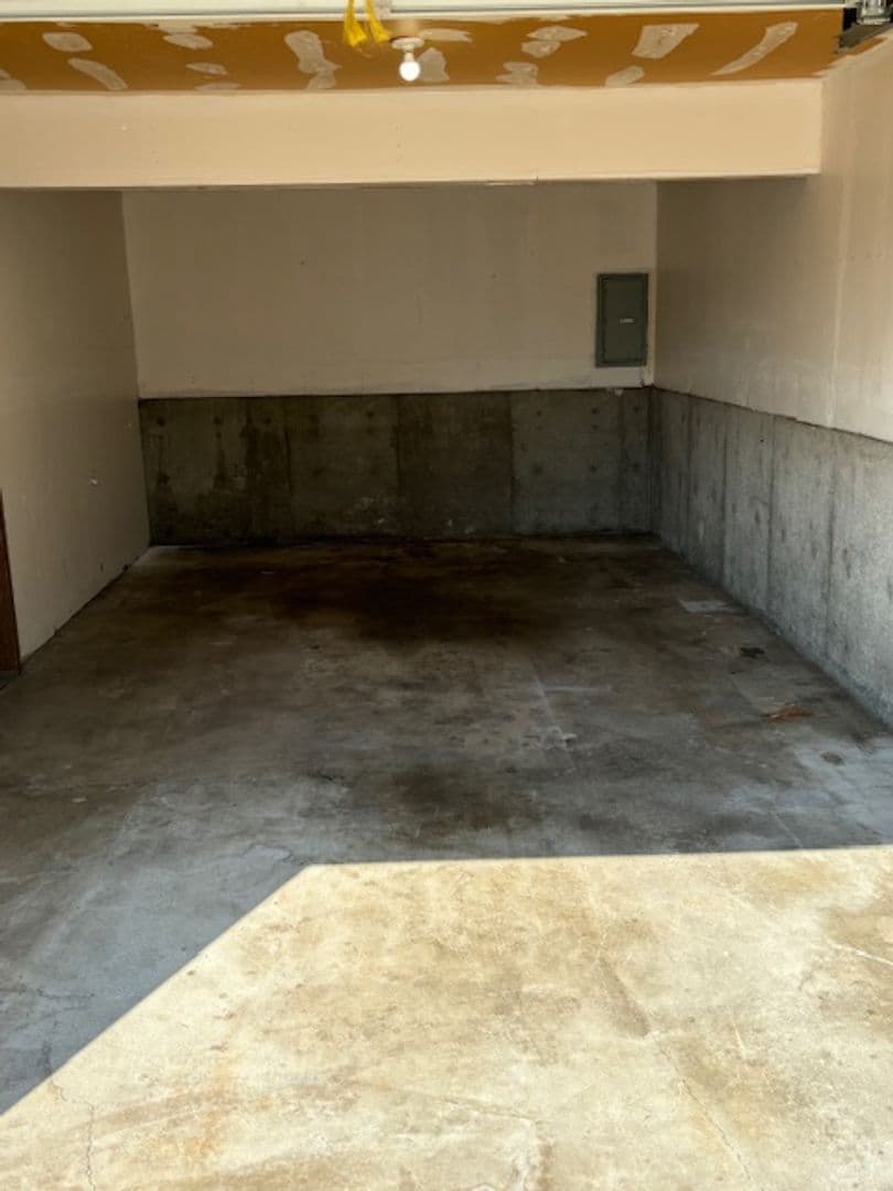 Spokane Valley Apartment: 823-25 N. Burns Rd.