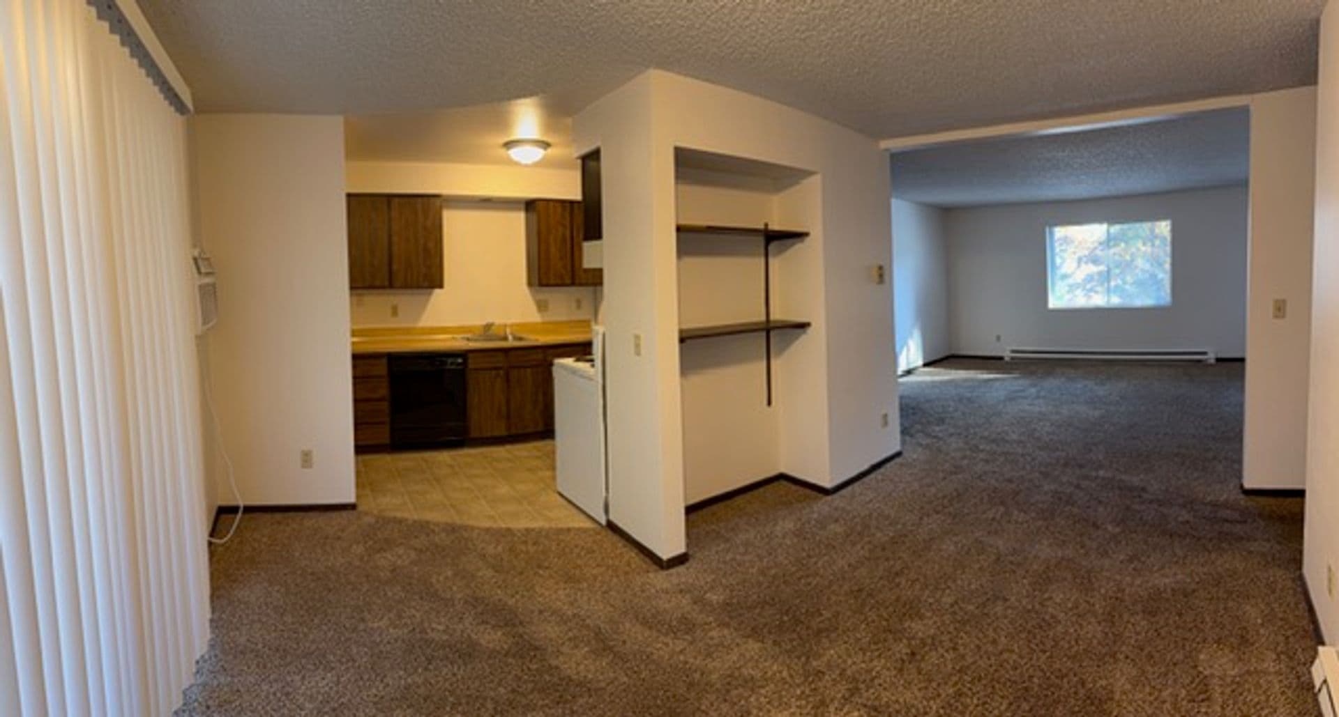Spokane Apartment: Forrest Glyn