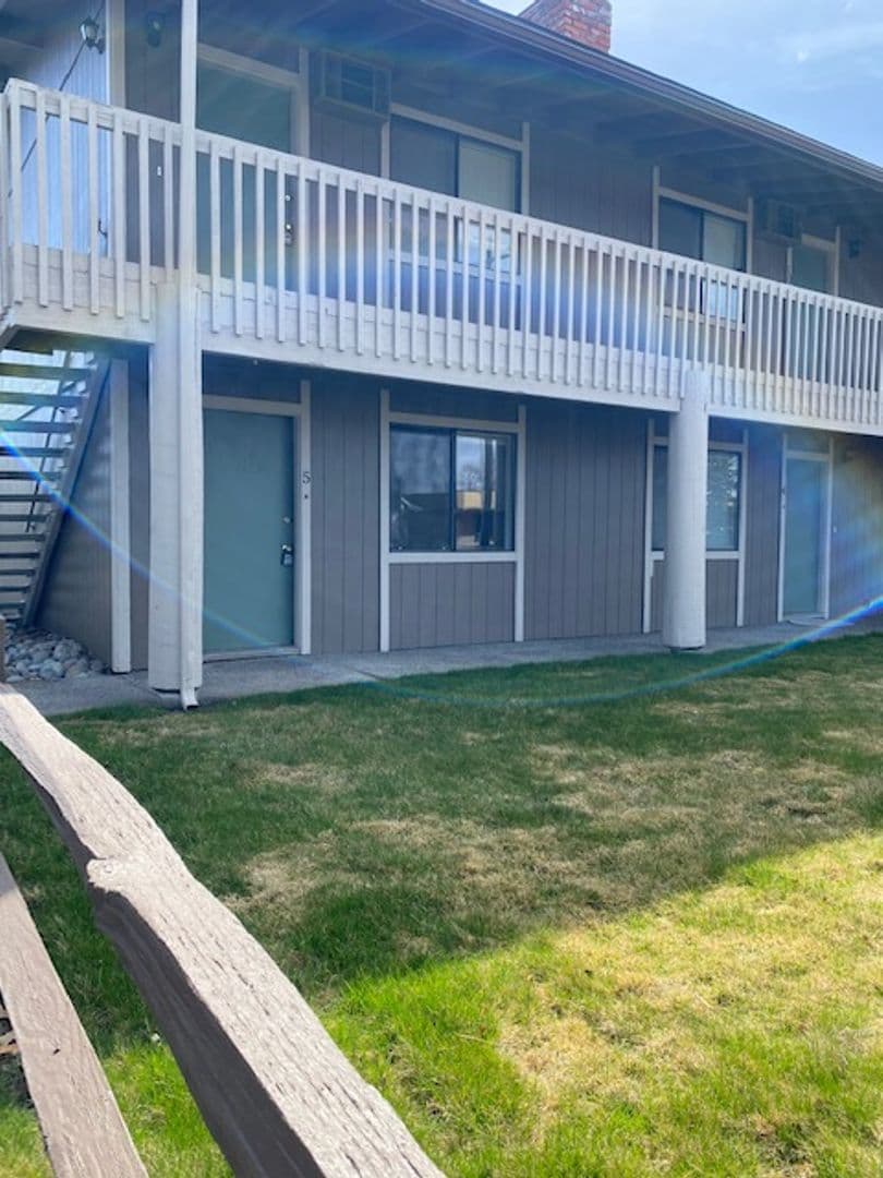 Spokane Valley Apartment: The Plantation