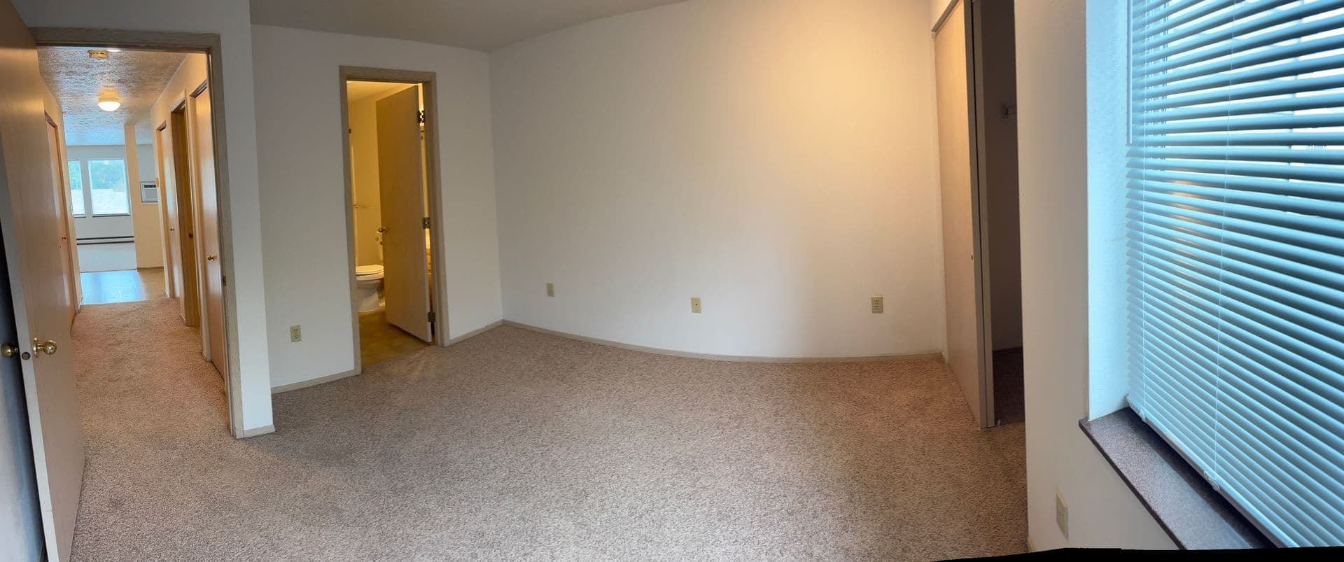Spokane Valley Apartment: Fox Court Apartments