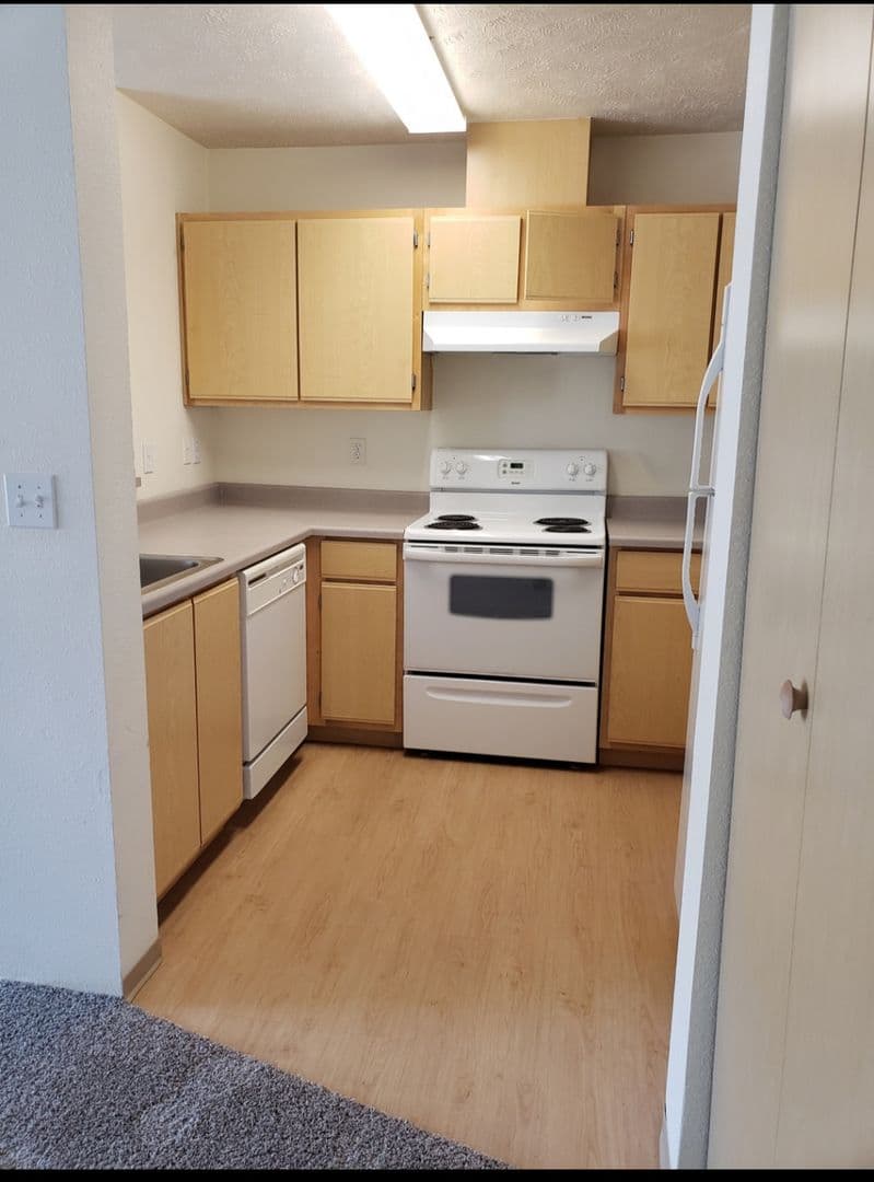 Spokane Valley Apartment: Deerfield Apartments