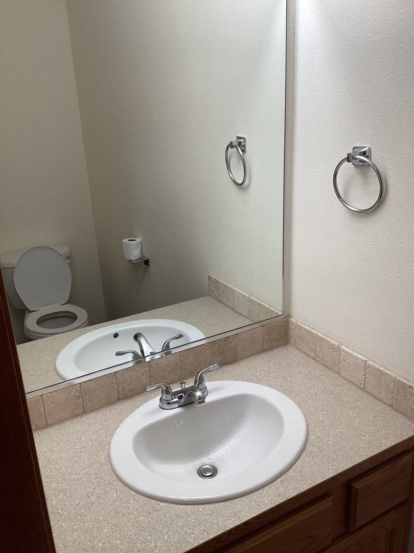 Airway Heights Apartment: Airway Townhomes