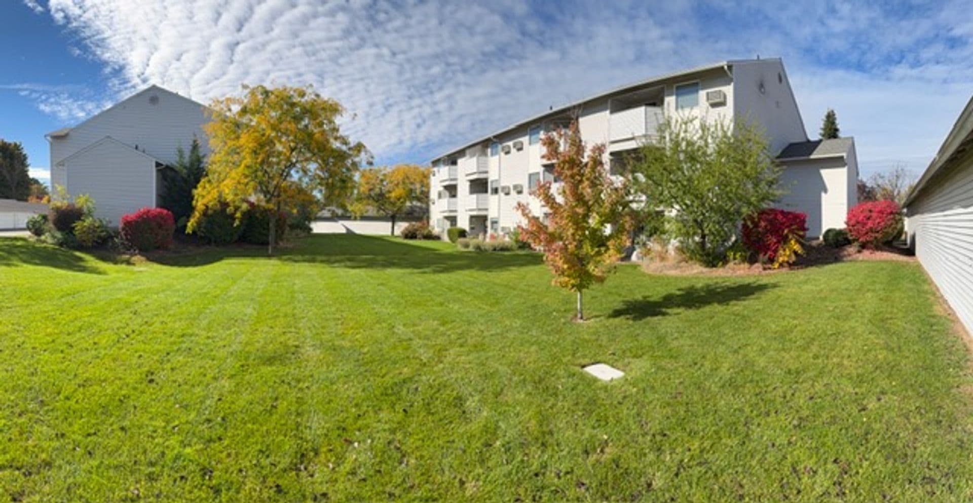 Spokane Valley Apartment: Fox Court Apartments