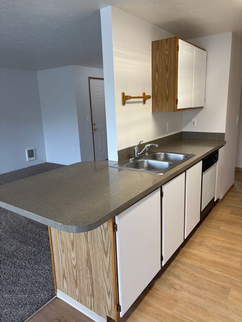 Spokane Valley Apartment: 1416 N. McDonald Ave.
