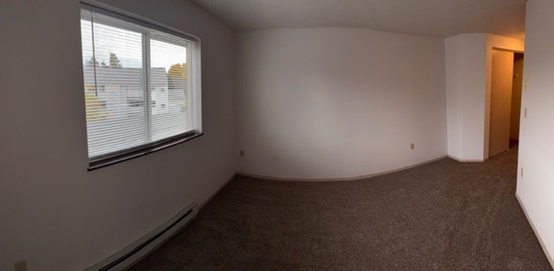 Spokane Valley Apartment: Fox Court Apartments