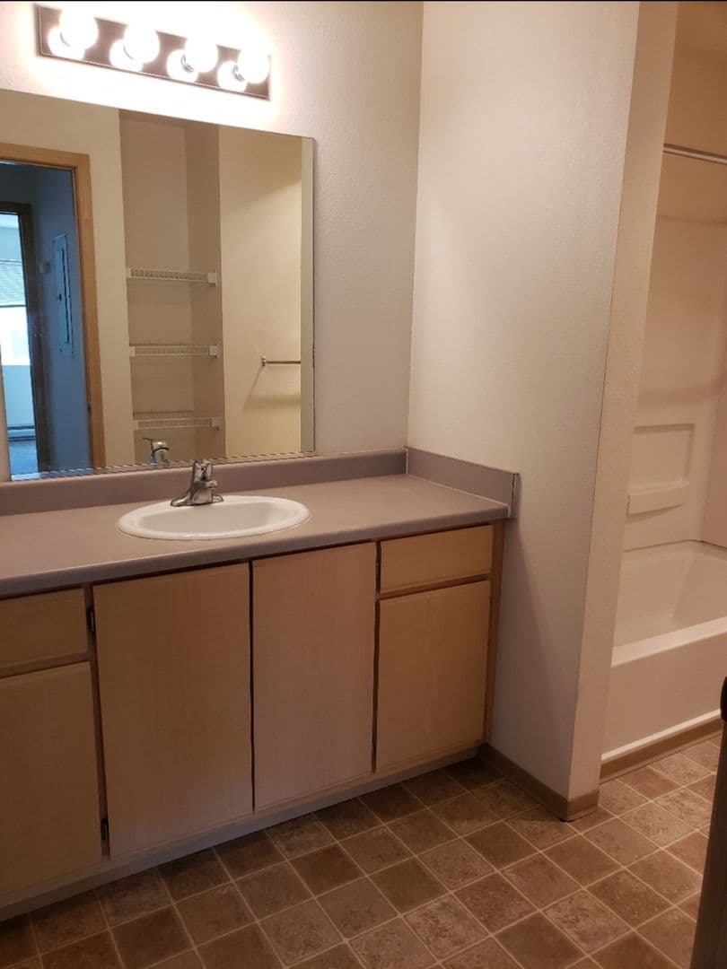 Spokane Valley Apartment: Deerfield Apartments