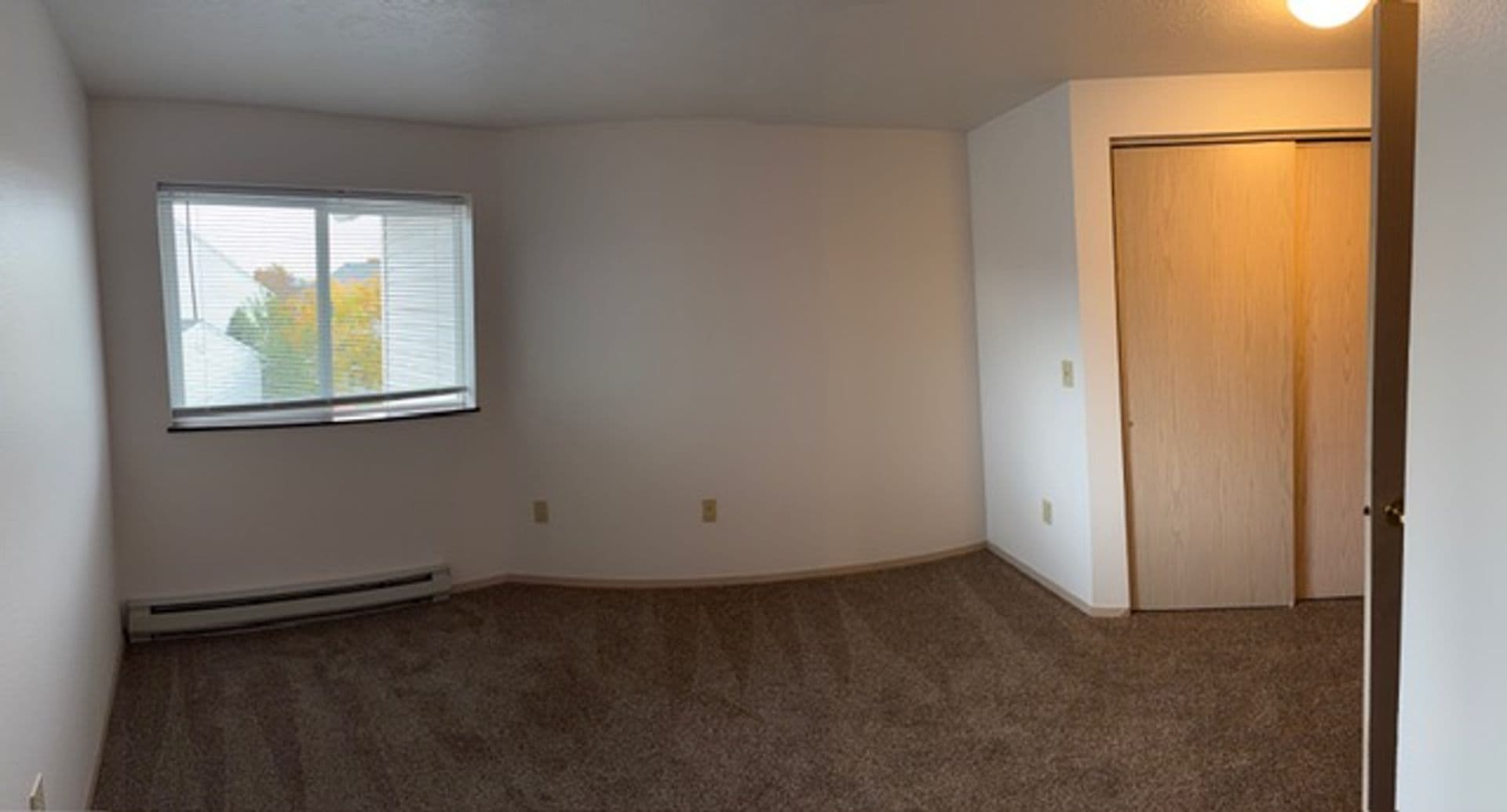Spokane Valley Apartment: Fox Court Apartments