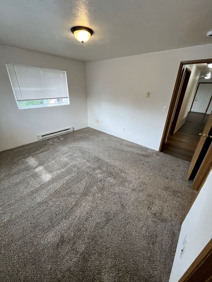 Spokane Valley Apartment: 1416 N. McDonald Ave.